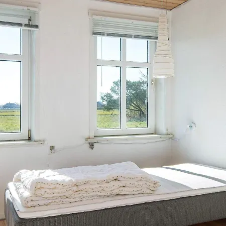 Tatil Evi Holiday V Bredebro